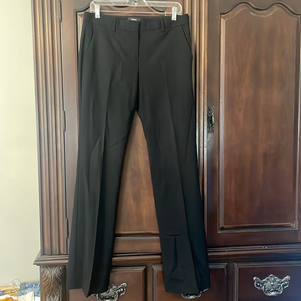 Theory black wool and elastic pant